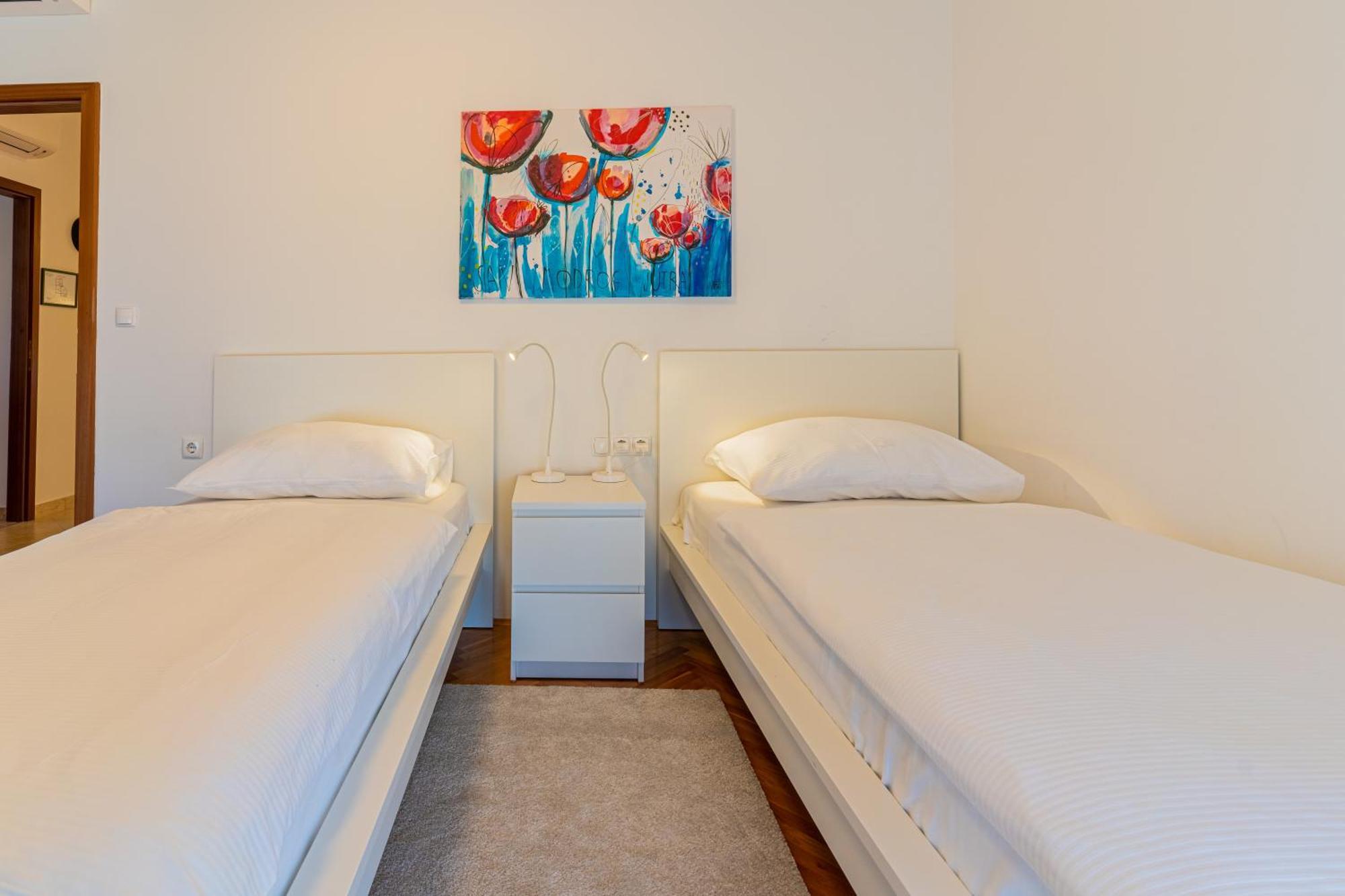 Apartment House Catania Mali Losinj