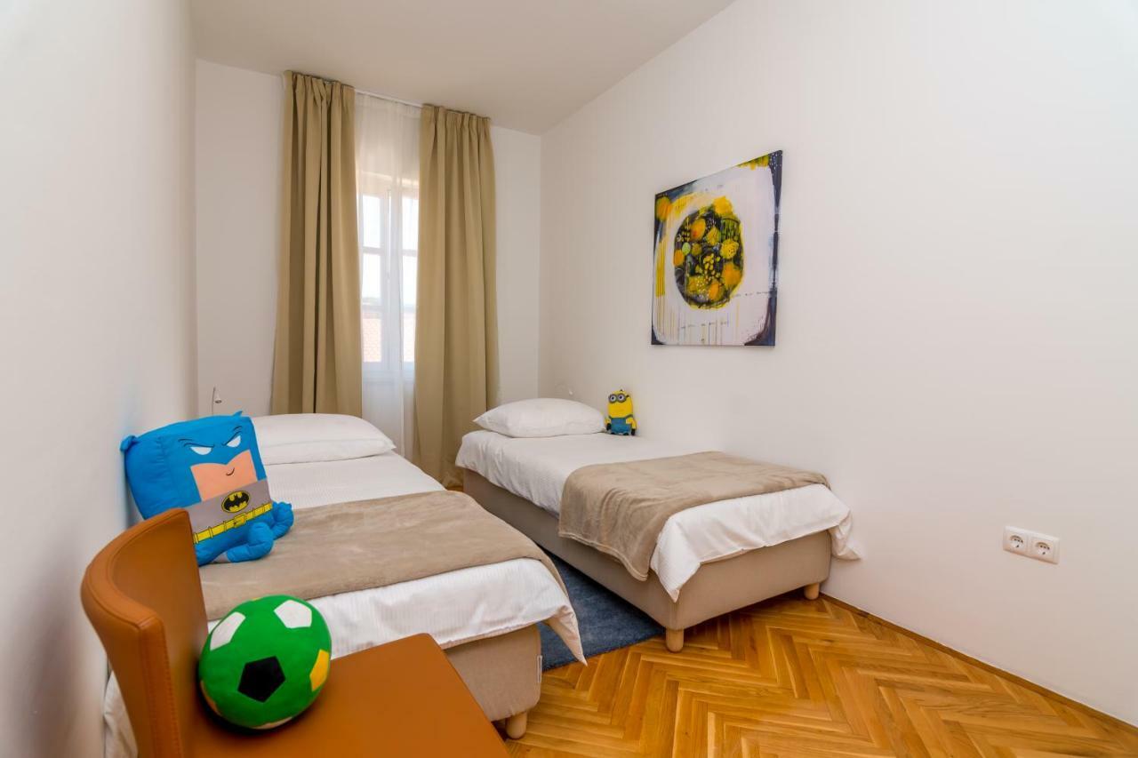 Apartment House Catania *
